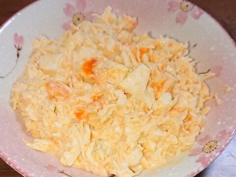 隠し味に昆布茶を☆千切りキャベツと卵のサラダ
